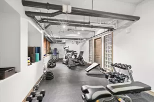 212 N Center St, Bloomington, IL 61701 - Photo 22