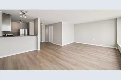 5455 N Sheridan Road #2807, Chicago, IL 60640 - Photo 4
