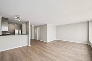 5455 N Sheridan Rd, Chicago, IL 60640 - Photo 4