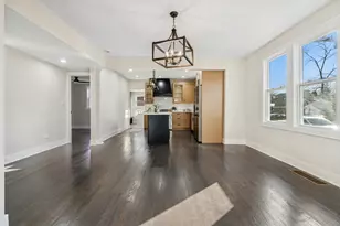 929 Prairie Ave, Park Ridge, IL 60068 - Photo 4