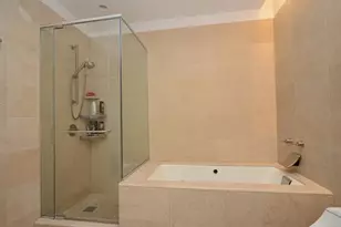 [Address not provided], Chicago, IL 60611 - Photo 8