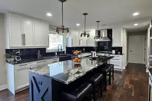 3N805 Town Hall Rd, Saint Charles, IL 60175 - Photo 4