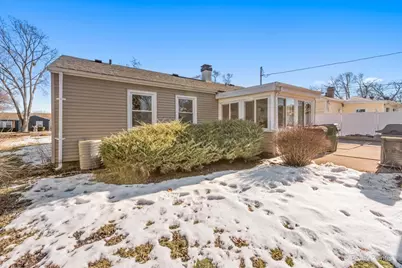 [Address not provided], Mundelein, IL 60060 - Photo 28