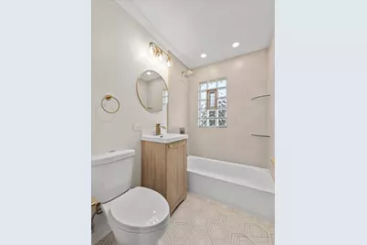 [Address not provided], Mundelein, IL 60060 - Photo 12