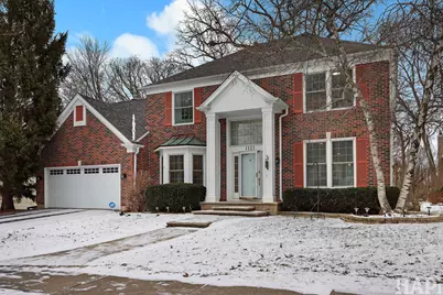 1121 Williamsburg Circle, Grayslake, IL 60030 - Photo 1