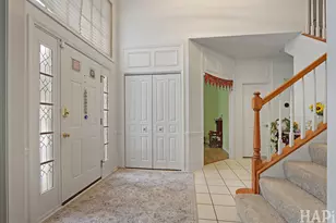 1121 Williamsburg Cir, Grayslake, IL 60030 - Photo 6