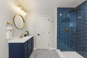 956 S Cadwell Ave, Elmhurst, IL 60126 - Photo 12