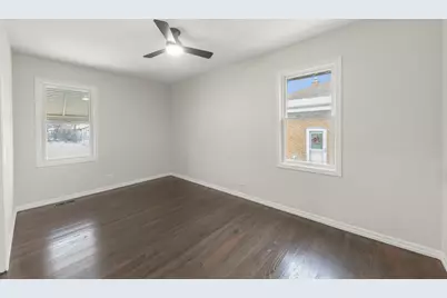 956 S Cadwell Avenue, Elmhurst, IL 60126 - Photo 10