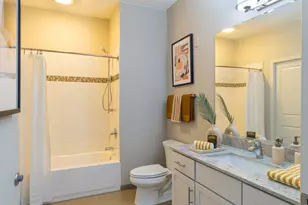 255 N Addison Ave, Elmhurst, IL 60126 - Photo 8