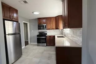 5843 N Cicero Ave, Chicago, IL 60646 - Photo 6