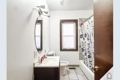 8237 S Green Street, Chicago, IL 60620 - Photo 4