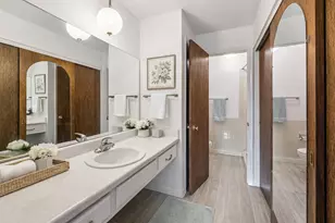 5200 Carriageway Dr, Rolling Meadows, IL 60008 - Photo 14