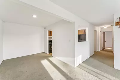 5200 Carriageway Drive #117, Rolling Meadows, IL 60008 - Photo 8