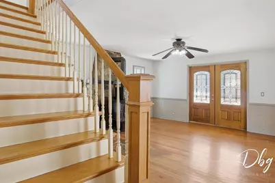 21870 W Lake Avenue, Round Lake, IL 60073 - Photo 8