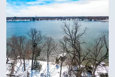 21870 W Lake Avenue, Round Lake, IL 60073 - Photo 76