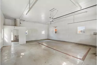 21870 W Lake Avenue, Round Lake, IL 60073 - Photo 8