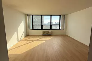 5100 N Marine Dr, Chicago, IL 60640 - Photo 2