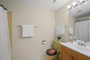 4480 Thornbark Dr, Hoffman Estates, IL 60192 - Photo 20