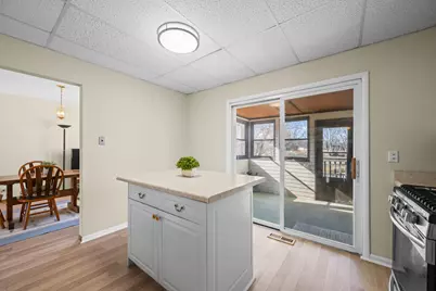 4480 Thornbark Drive, Hoffman Estates, IL 60192 - Photo 10