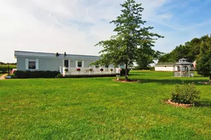 33850 E 2900 N Rd, Dwight, IL 60420 - Photo 1