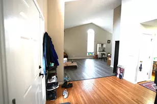 2715 Cavalcade Ct, Aurora, IL 60503 - Photo 2