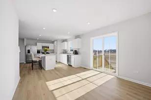 1748 Furrow St, Dekalb, IL 60115 - Photo 12