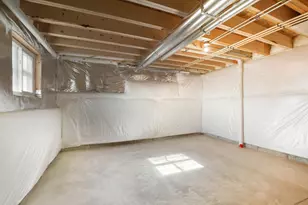 1748 Furrow St, Dekalb, IL 60115 - Photo 34