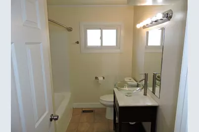 18 E Rocket Circle, Park Forest, IL 60466 - Photo 8