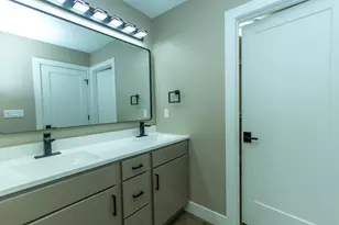 379 Larkspur Ln, Normal, IL 61761 - Photo 40