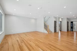 11036 Austin Ave, Chicago Ridge, IL 60415 - Photo 6