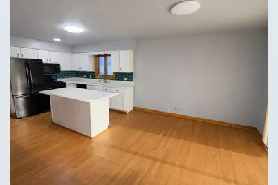 862 Omaha Court, Carol Stream, IL 60188 - Photo 10