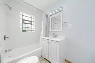 420 Prospect Blvd, Elgin, IL 60120 - Photo 4