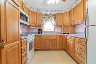 12728 S Saginaw Ave, Chicago, IL 60633 - Photo 6