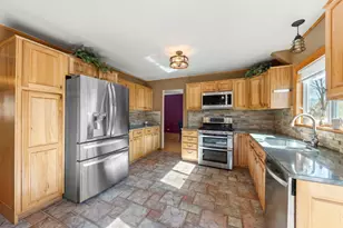 755 Surryse Rd, Lake Zurich, IL 60047 - Photo 6