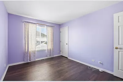 2140 Colchester Avenue, Hoffman Estates, IL 60192 - Photo 32