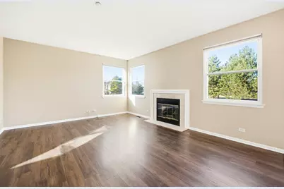 2140 Colchester Avenue, Hoffman Estates, IL 60192 - Photo 20
