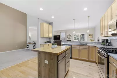 1209 John Hancock Drive, Bolingbrook, IL 60490 - Photo 4
