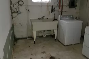 213 S Summit St, Wheaton, IL 60187 - Photo 26