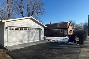 1000 N Lewis Ave, Waukegan, IL 60085 - Photo 16