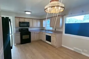 1000 N Lewis Ave, Waukegan, IL 60085 - Photo 4