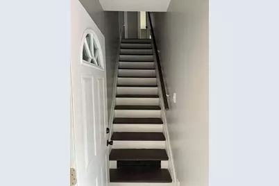 [Address not provided], Streator, IL 61364 - Photo 2