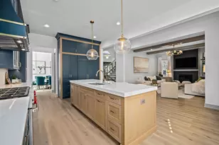 476 W Vallette St, Elmhurst, IL 60126 - Photo 24