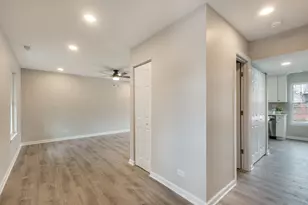 1283 Huntington Dr, Mundelein, IL 60060 - Photo 4