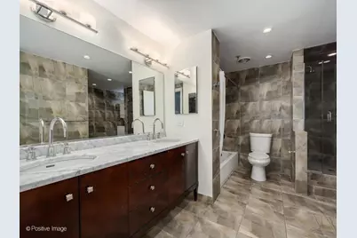 540 N Lake Shore Drive #421, Chicago, IL 60611 - Photo 14