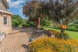 13741 W Elizabeth Ln, Mokena, IL 60448 - Photo 4