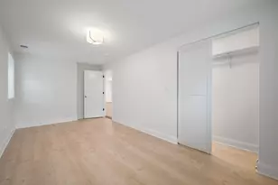 1340 W Hollywood Ave, Chicago, IL 60660 - Photo 12