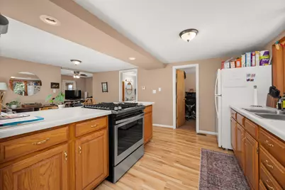 732 Park Avenue, Sycamore, IL 60178 - Photo 10