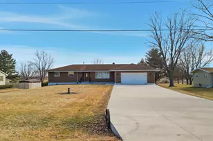 593 Penrose Rd, Dixon, IL 61021 - Photo 42