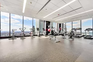 175 E Delaware Pl, Chicago, IL 60611 - Photo 18