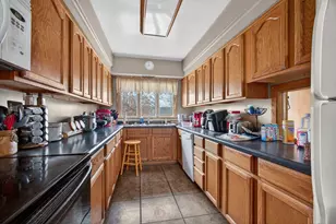 838 S State St, Geneseo, IL 61254 - Photo 8